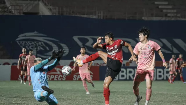BRI Liga 1: Keok Lawan Madura, Teco Bicara 2 Pemain Bali United - GenPI.co BALI