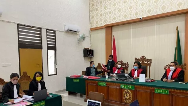 PN Denpasar Bali Adili Kepala KUA dan Pria yang Nafsu Kawin Lagi - GenPI.co BALI