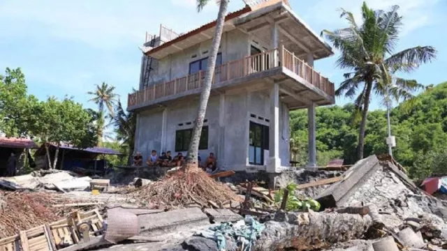 Dahsyat! BPBD Bali Hitung Kerusakan Banjir Bandang Nusa Penida - GenPI.co BALI