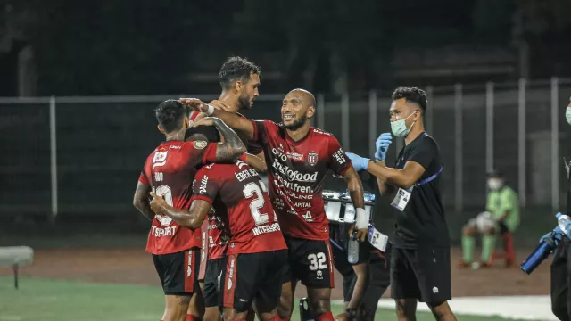 Cerita Leonard Tupamahu Cetak Gol Pertama bagi Bali United - GenPI.co BALI