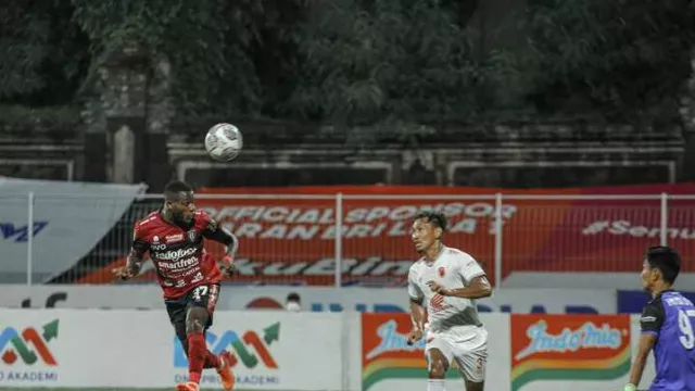 Liga 1: Bali United Seri Lawan PSM, Teco Salahkan Gawang? - GenPI.co BALI