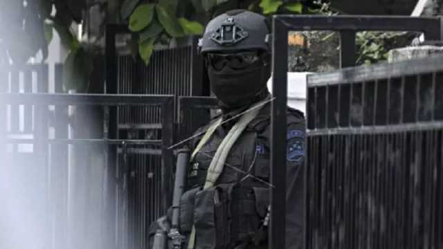 Ada Konsekuensi Densus 88 Geledah Rumah Teroris Denpasar - GenPI.co BALI