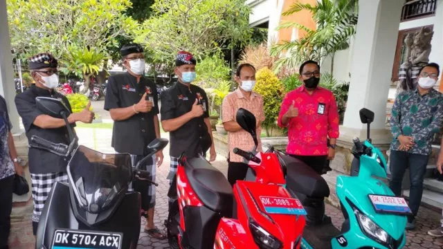 Pecalang Pakai Motor Listrik saat Nyepi, Dishub Bali Bilang Ini - GenPI.co BALI