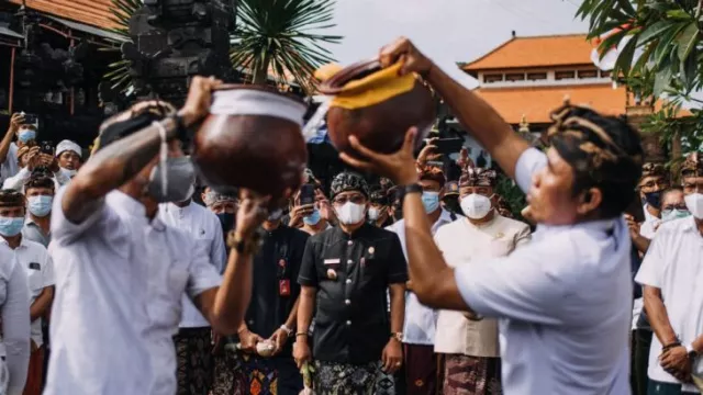 Wah! 2 Tradisi Badung Bali Dapat Sertifikat Kemendikbudristek - GenPI.co BALI