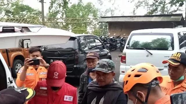 Pemedek Jatuh Usai Mendak Tirta Gunung Agung Bali, Kondisinya? - GenPI.co BALI