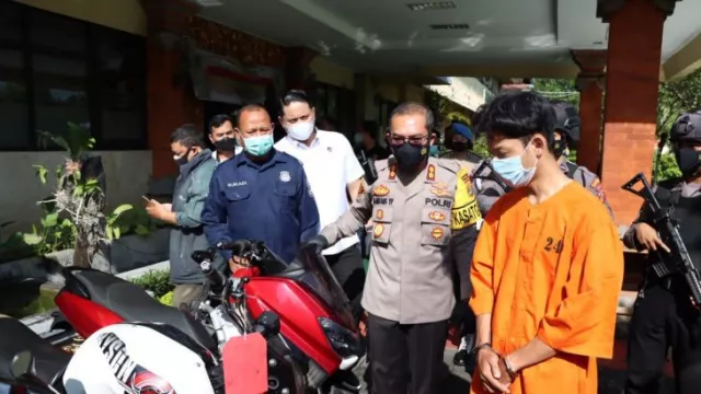 Kecanduan Game Slot, Pencuri 21 Motor Bali Dapat 'Hadiah' Polisi - GenPI.co BALI