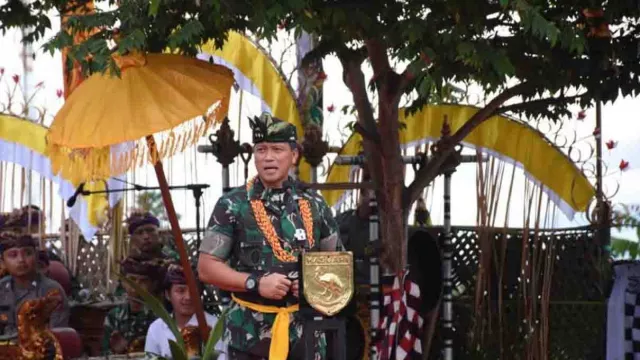 Resmikan Pura Ksatria Shanti Manokwari, Kata Jenderal TNI Bali? - GenPI.co BALI