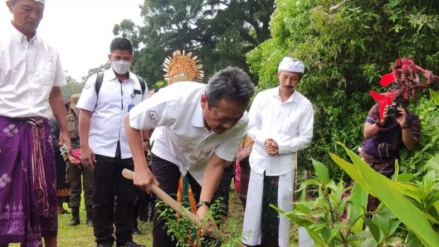 Danau Tamblingan Buleleng Bali Lestari, Menteri KKP Beri Bantuan - GenPI.co BALI