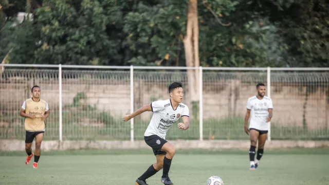 Pemain Muda Eks Liga Belanda Trial di Bali United, Siapa? - GenPI.co BALI