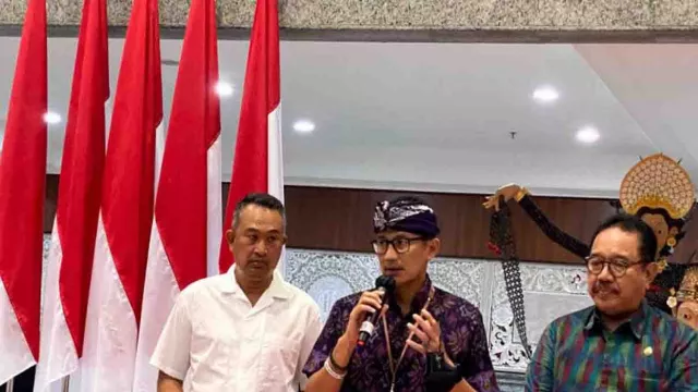 Menparekraf Sandiaga: 1,5 Juta Wisman Sambangi Pariwisata Bali - GenPI.co BALI