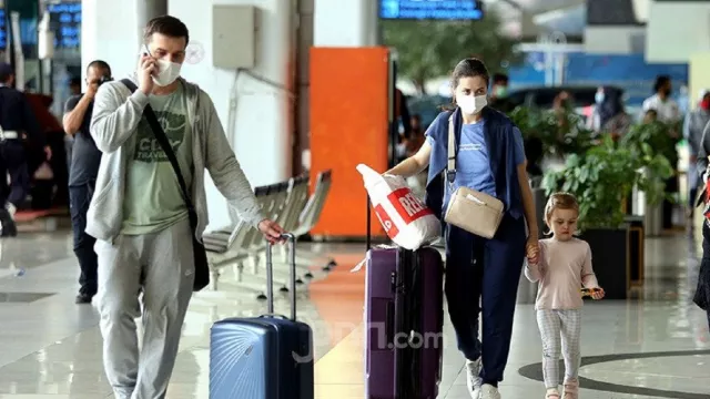 Penumpang di Bandara Ngurah Rai Naik 239 Persen, Bali Untung - GenPI.co BALI