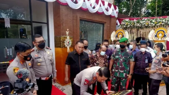Polisi Perketat Jalur Keluar Masuk Bali, Jumlah Ribuan, Kenapa? - GenPI.co BALI
