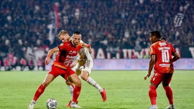 Demi Suporter Bali United, Teco Protes Jam Malam Liga 1 - GenPI.co BALI