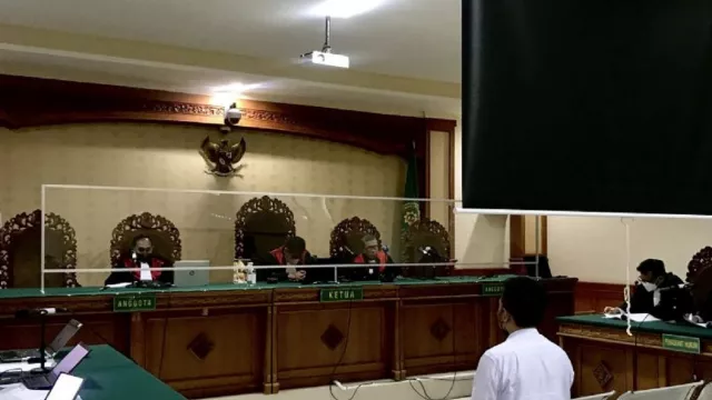 Korupsi DID: Dewa Wiratmaja Ngotot Ini di Pengadilan Tipikor - GenPI.co BALI