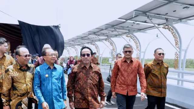 Gubernur Koster Sesumbar, PLTS Tol Bali Mandara Beroperasi - GenPI.co BALI