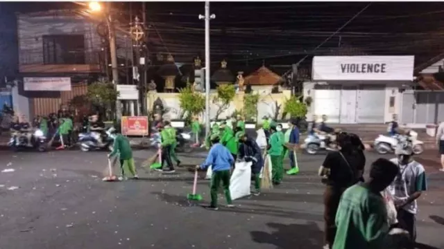 Sampah di Denpasar Menumpuk Setelah Pengerepukan, DLH Sampaikan Pesan Penting - GenPI.co BALI