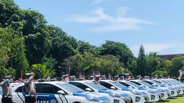 KTT ASEAN, Polda Bali Kirim 15 Mobil Patwal ke Labuan Bajo - GenPI.co BALI