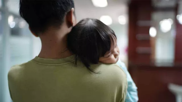 Ayah Punya Peran Penting Mengasuh Anak, Simak Penjelasan Lengkap dari Ahli - GenPI.co BALI