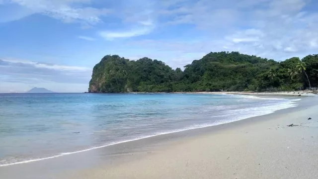 Sedang Viral, 4 Hal Ini Bisa Kamu Lakukan di Pulau Sangiang - GenPI.co BANTEN