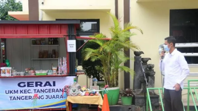 Dukung Produk Lokal, Kantor Kecamatan Jadi Gerai UMKM - GenPI.co BANTEN