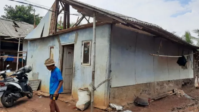 Nasib 29 Rumah Korban Bencana Belum Jelas, Pemkab Tunggu Ini - GenPI.co BANTEN