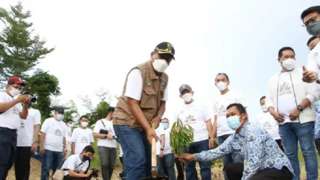 Tanam 440 Bibit dan Sebar 4.400 Ikan, SP BPJSTK Diapresiasi Wabup - GenPI.co BANTEN