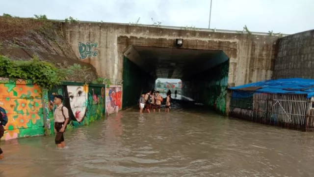 BBWSCC dan Kementerian PUPR Tinjau Penyebab Banjir Benda - GenPI.co BANTEN