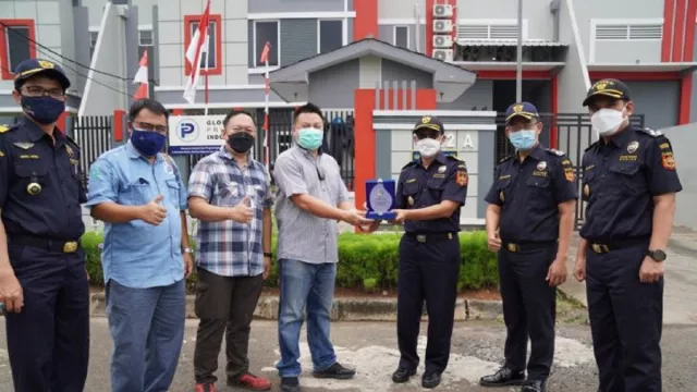 Capain Bea Cukai Banten Fantastis, Tembus Target di Masa Pandemi - GenPI.co BANTEN