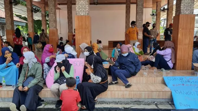 Sikap Bupati Tangerang Tegas, PT SLI Diminta Berhenti Aktivitas - GenPI.co BANTEN