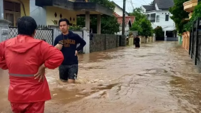 2.298 Rumah Terendam, Begini Update Kondisi Banjir di Kota Serang - GenPI.co BANTEN