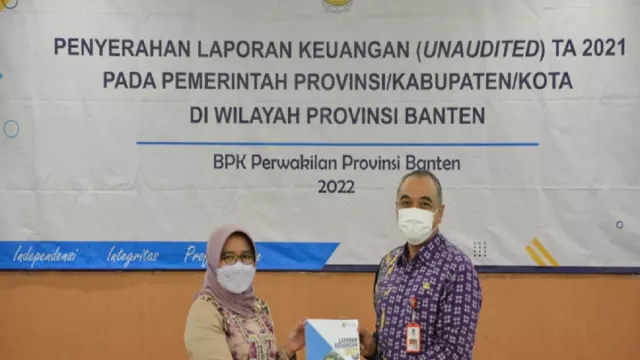 Serahkan Laporan Keuangan ke BPK, Zaki Optimistik Raih WTP - GenPI.co BANTEN Serahkan Laporan Keuangan ke BPK, Zaki Optimistik Raih WTP - GenPI.co BANTEN