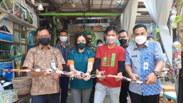 Bisa Dicontoh, Masyarakat Sudimara Luncurkan Bank Sampah Perdana - GenPI.co BANTEN