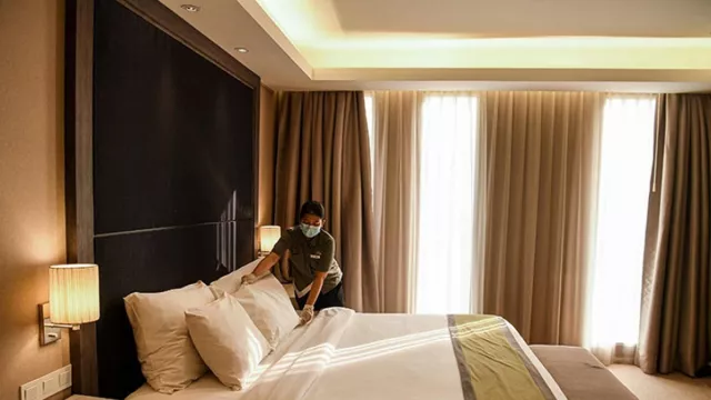 Promo Hotel Murah di Sekitar Pantai Pasir Putih Sirih pada 9 September - GenPI.co BANTEN