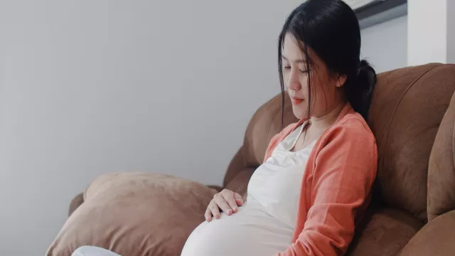 3 Cara Ampuh Menguruskan Badan Bengkak Usai Melahirkan - GenPI.co BANTEN 3 Cara Ampuh Menguruskan Badan Bengkak Usai Melahirkan - GenPI.co BANTEN