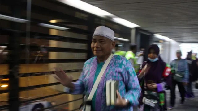 Begini Syarat Jemaah Haji dari Tangerang yang Berangkat Tahun Ini - GenPI.co BANTEN