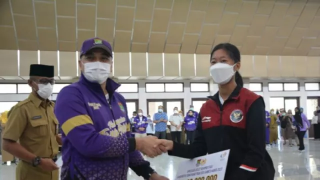 Pemenang SEA Games Vietnam Dipanggil Bupati Tangerang, Auto Cuan! - GenPI.co BANTEN