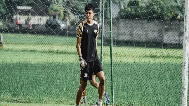 Dewa United Pamer Kiper Baru, Siap Bersaing Jadi yang Terbaik - GenPI.co BANTEN