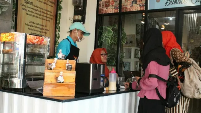 Bubble Cafe & Gallery, Tempat Ngopi dan Nongkrong Sambil Beramal - GenPI.co BANTEN