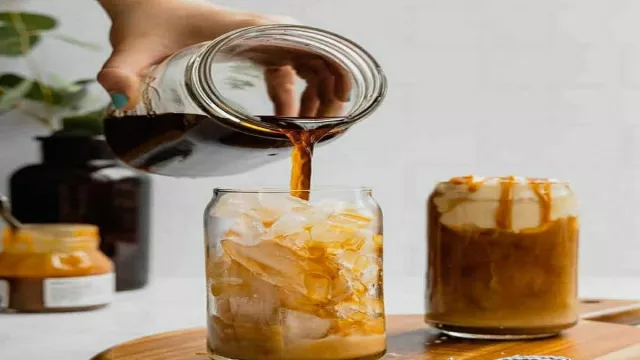 Menyeduh Kopi dengan Air Dingin Lebih Sehat, Mitos atau Fakta? - GenPI.co BANTEN Menyeduh Kopi dengan Air Dingin Lebih Sehat, Mitos atau Fakta? - GenPI.co BANTEN