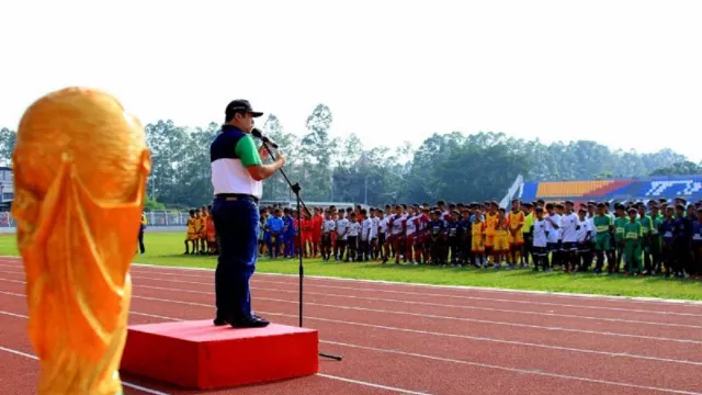 Liga Remaja Piala Wali Kota Dimulai, Walkot Beri Pesan Penting - GenPI.co BANTEN