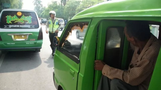 Organda Tangerang: Tarif Angkutan Naik Rp 2 Ribu - GenPI.co BANTEN