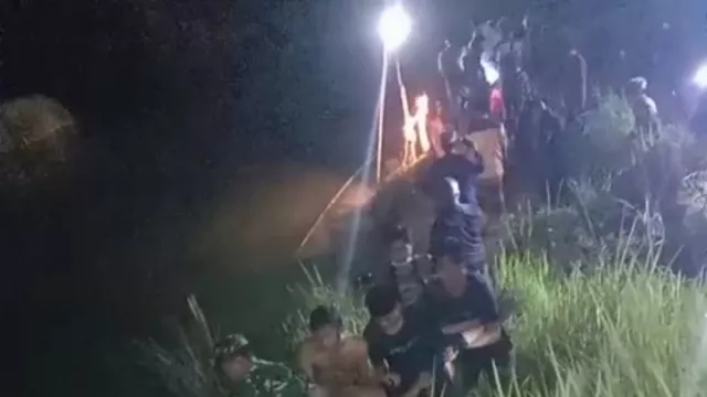2 Anak Tenggelam di Galian Pasir Tangerang Ditemukan Tewas - GenPI.co BANTEN