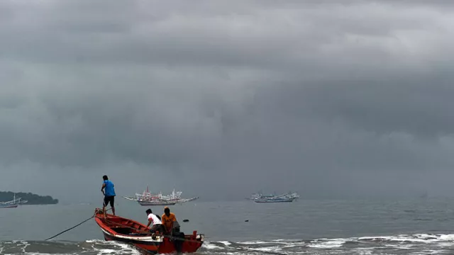 BMKG: 5 Wilayah Banten Berpotensi Dilanda Cuaca Ekstrem - GenPI.co BANTEN