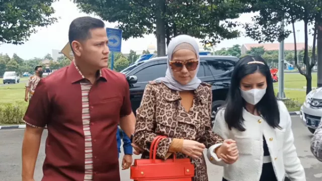 Venna Melinda Beber Kondisinya Usai Sebulan Jalani Terapi Psikologi - GenPI.co BANTEN