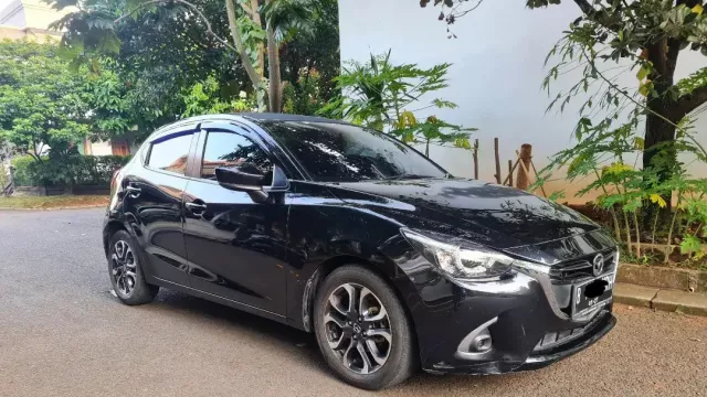 Mobil Bekas Murah di Tangerang: Mazda 2 2017 Rp 190 Juta - GenPI.co BANTEN