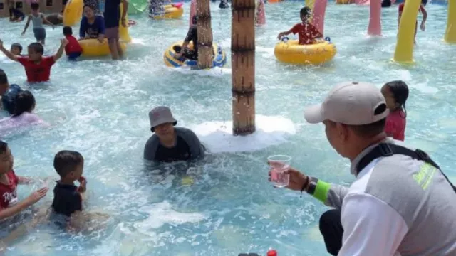 Pemkot Tangerang Periksa Kadar Air Sejumlah Kolam Renang - GenPI.co BANTEN