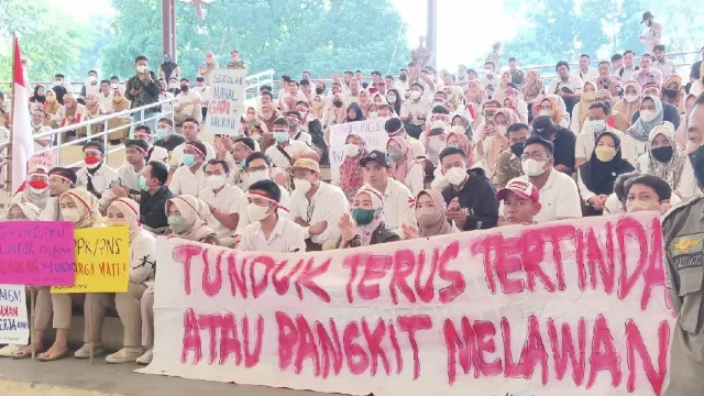 Ketua Honorer Beber Penyebab 23 Formasi PPPK Teknis di Banten Bisa Kosong - GenPI.co BANTEN