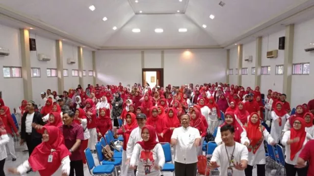 Demi Hidup Produktif, 389 Lansia di Kota Tangerang Dapat Penyuluhan - GenPI.co BANTEN Demi Hidup Produktif, 389 Lansia di Kota Tangerang Dapat Penyuluhan - GenPI.co BANTEN