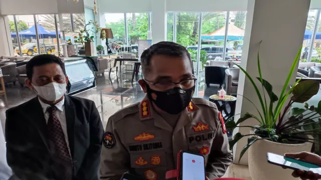 Polda Banten Tinjau Stok Tabung Oksigen di Kabupaten Tangerang - GenPI.co BANTEN