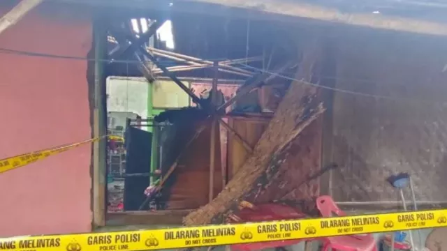 Rumah Kebakaran di Tangerang, 1 Meninggal karena Sakit - GenPI.co BANTEN